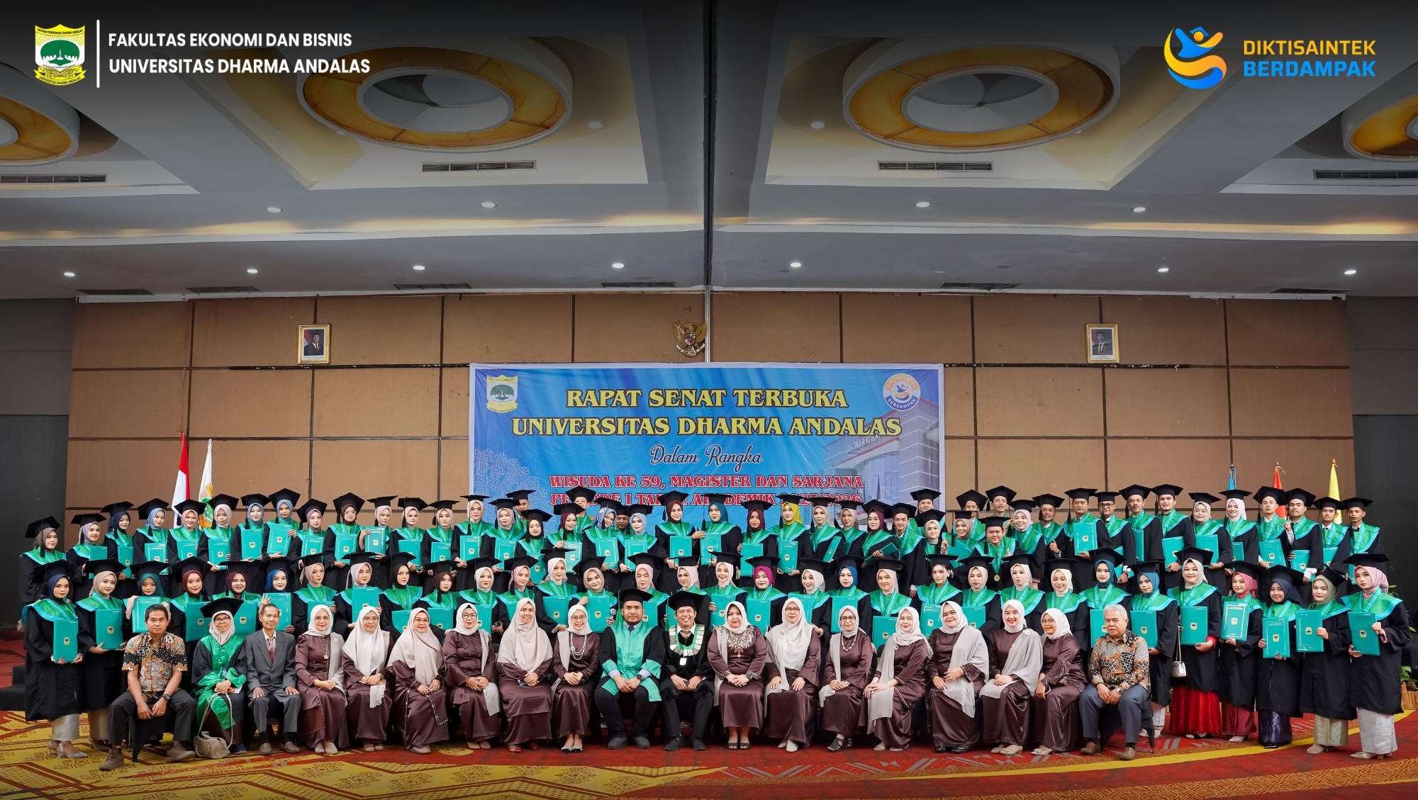 Wisuda Ke-59 Universitas Dharma Andalas: S1 Manajemen FEB Unidha Cetak Jumlah Lulusan Terbanyak