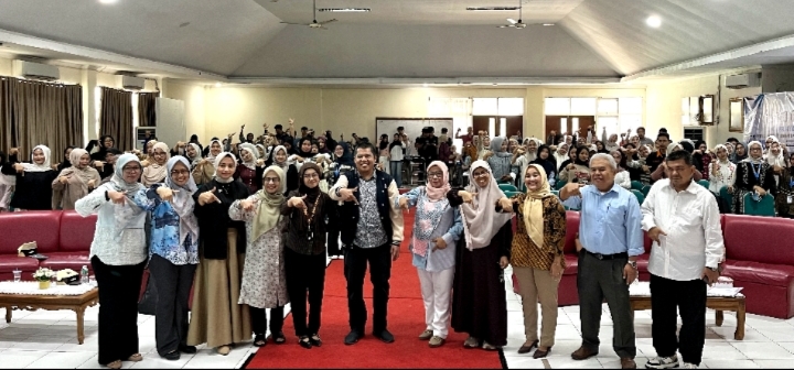 Edukasi Literasi Keuangan Generasi Muda: FEB UNIDHA Sukses Gelar Seminar Pasar Modal dan Syariah